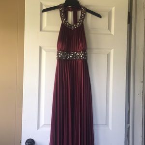 Long formal dress (size small)